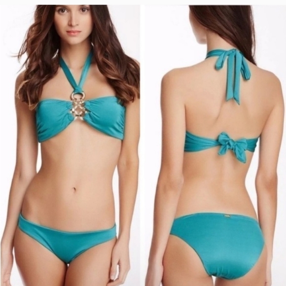 Beach Bunny Other - Kiss A Girl Set